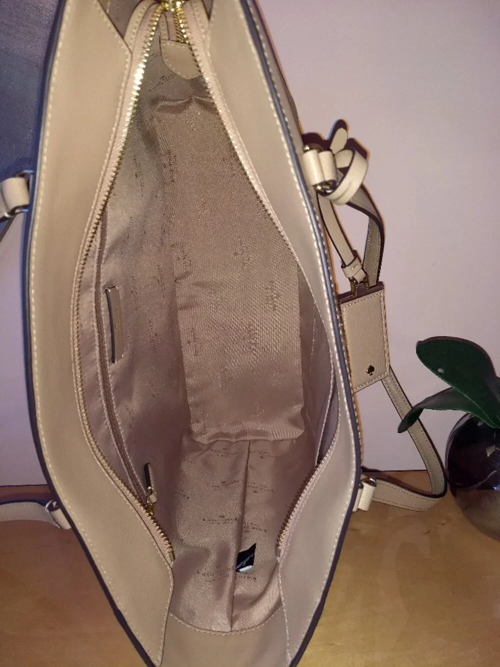 Kate Spade New York L Leather Tote